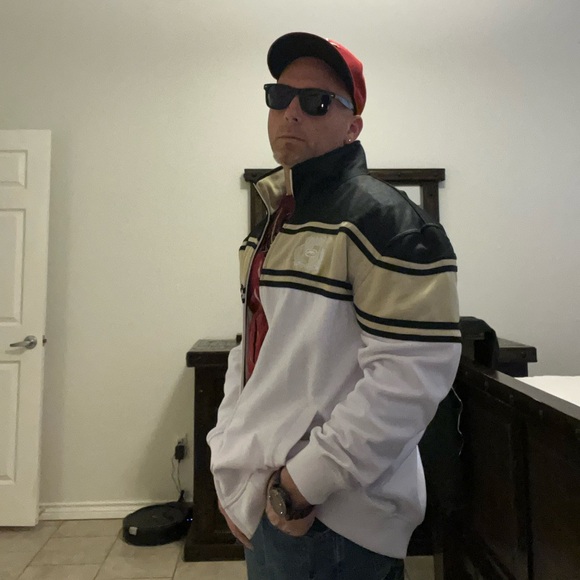 Meet your Posher, David - Picture 5 of 10